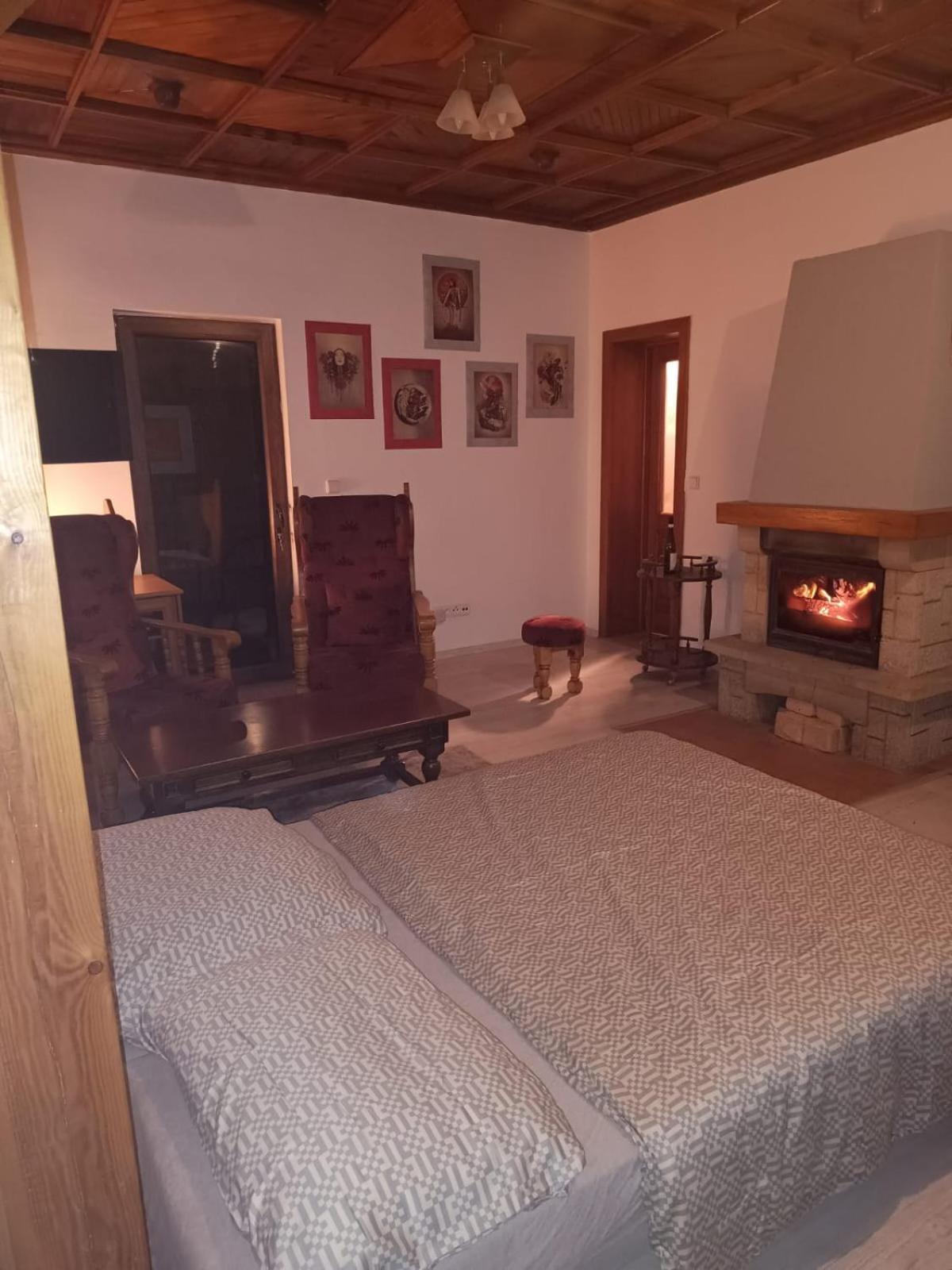 Domecek Villa Trutnov Buitenkant foto